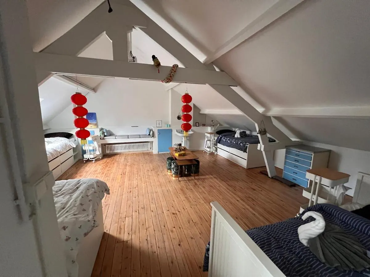 Ferienhaus Charmante Art Deco Rijwoning Ostende Belgien